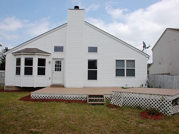 5th image of 1065 Clifton Chase Dr