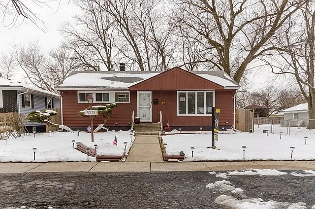 17338 Chicago Ave photo 1