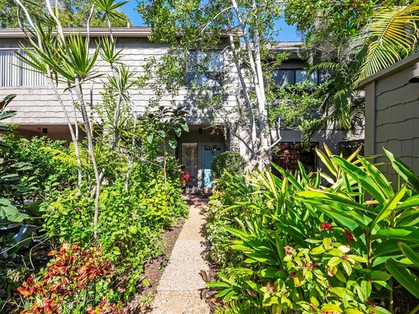 1623 Treehouse Cir #T-115, Sarasota, FL 34231