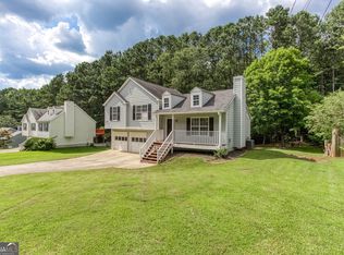 1049 Braddock Cir, Woodstock, GA 30189