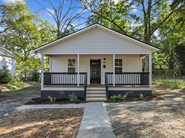 107 S 4th St, Sanford, NC 27330