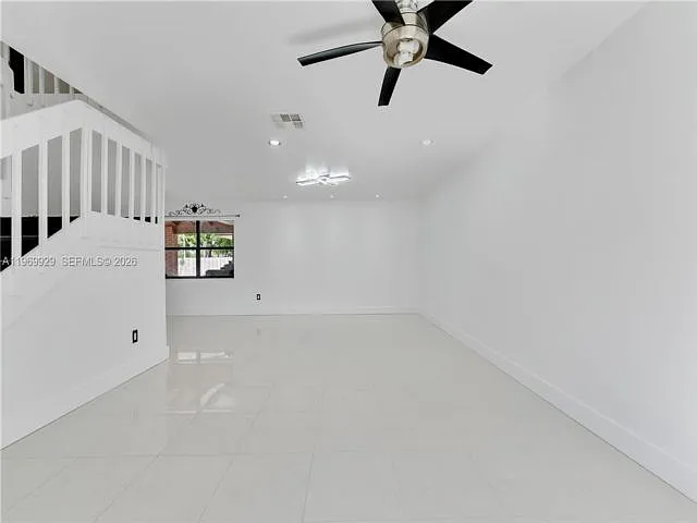 Building Photo - 9646 SW 151st Ave