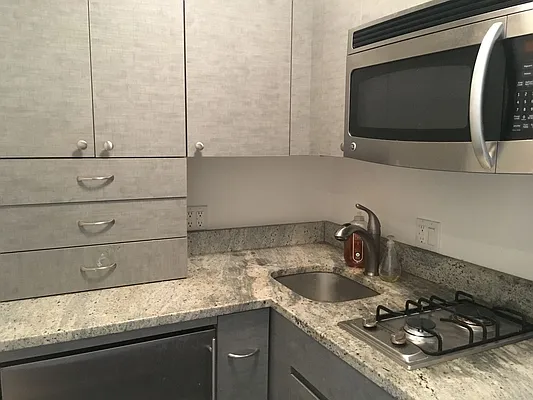 Rented by Bold New York | media 15