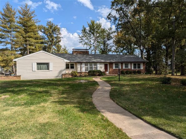 7 Carole Ln, Saint Louis, MO 63131