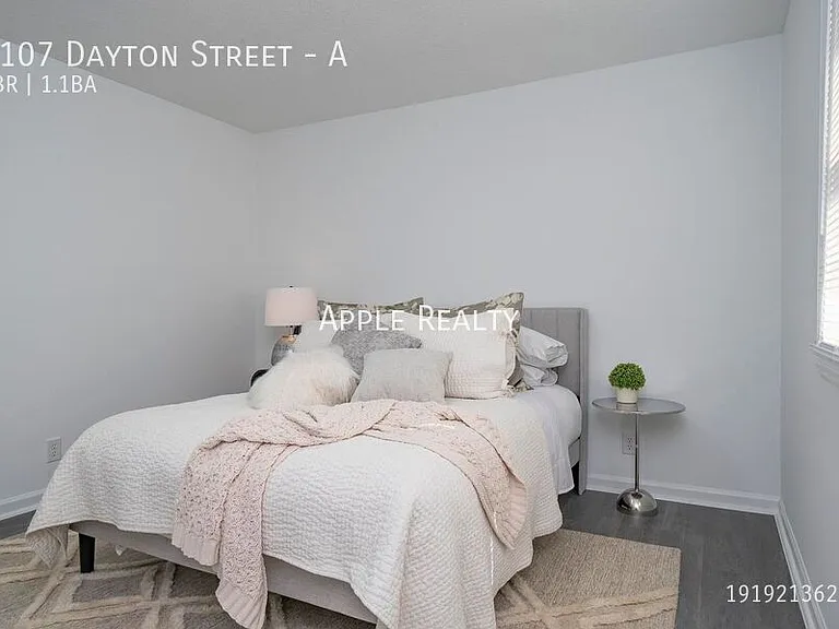 1107 Dayton St #A — Photo 4