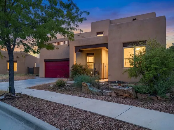 4729 Highlands Loop, Santa Fe, NM 87507