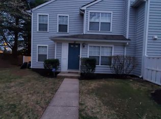 15 Bronco Ct, Germantown, MD 20874