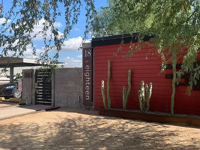 2 bed, 950 sqft, $1,215 — Photo 1