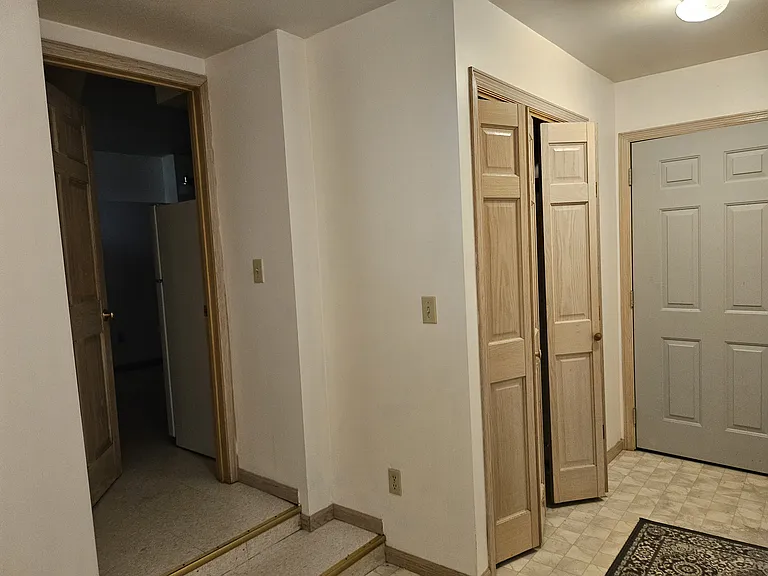 318 S 4th St #1F — Photo 4