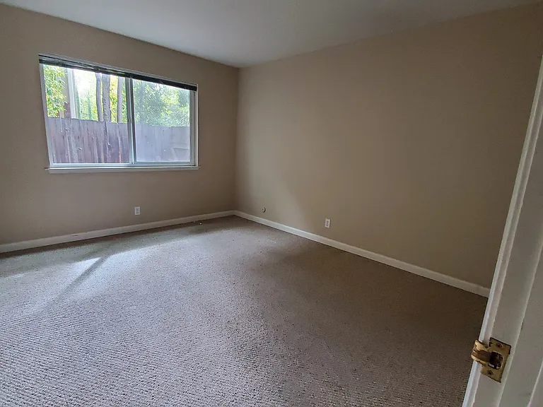 1248 Cortez Dr #4 — Photo 5