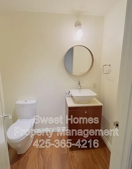 500 106th Ave NE #2207 — Photo 14