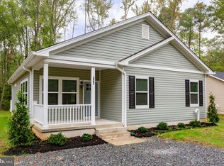 458 Lakeview Dr, Colonial Beach, VA 22443