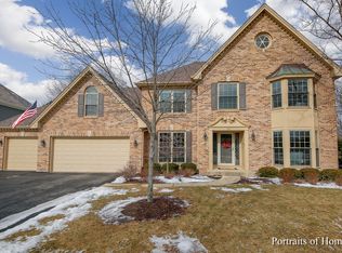 101 Brighton Dr, Wheaton, IL 60189
