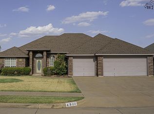 4811 Whisper Wind Dr, Wichita Falls, TX 76310