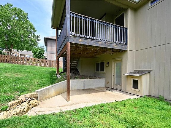 5th image of 15865 NW Morgan St