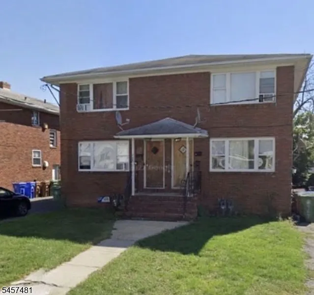 926 Essex Ave #1