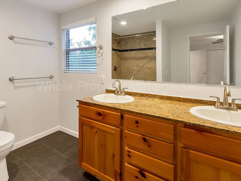8845 W Frances Pl — Photo 14