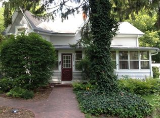 107 S Jefferson St, Batavia, IL