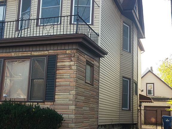 2nd image of 119 Northland Ave