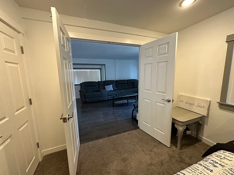 404 S Greene St — Photo 24