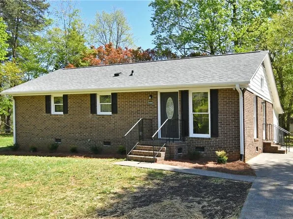 5400 Yadkinville Rd, Pfafftown, NC 27040