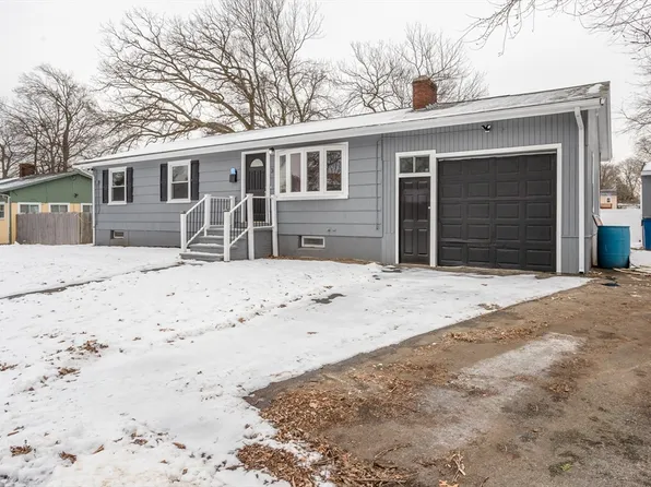 3 Harris St, Randolph, MA 02368