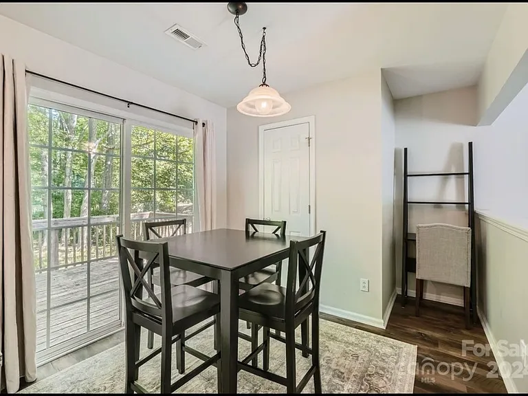 5424 River Falls Dr — Photo 10