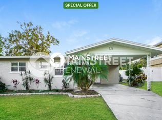 924 Avenue T SE, Winter Haven, FL 33880
