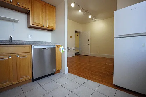 1213 Commonwealth Ave Photo 1
