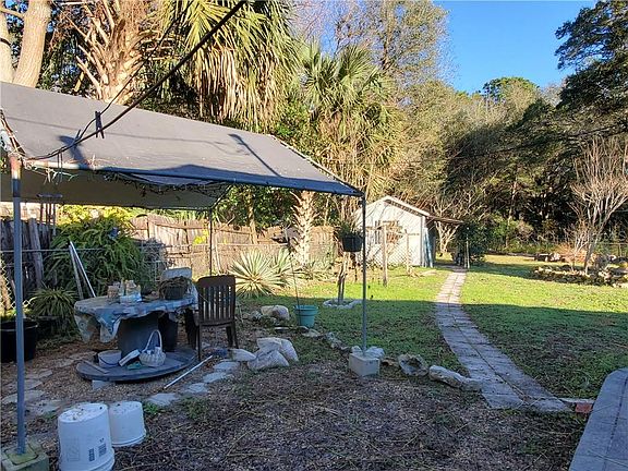 3rd image of 713 NE 31st St