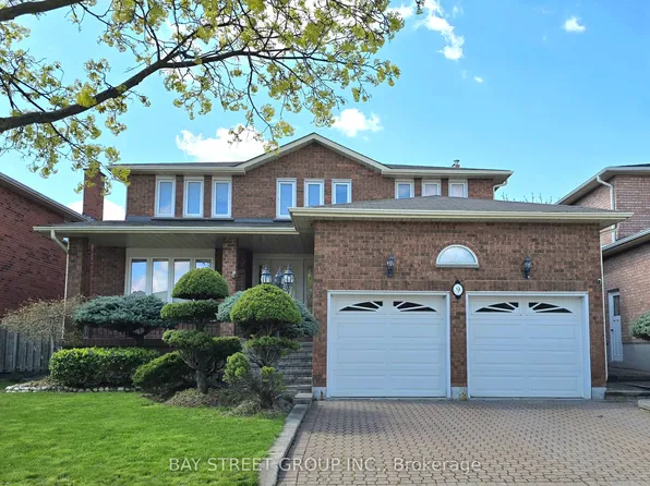 9 Crooked Stick Rd, Vaughan, ON L4K 1P4