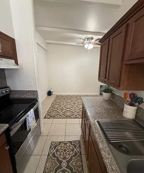 6251 N 48th Ave #2 — Photo 10