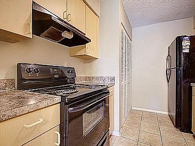 2nd image of 7504 Presley Pl #115