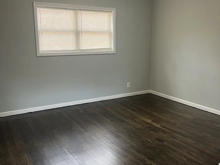 Dream Court Apartments — Photo 4