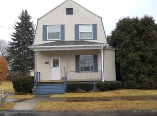 887 Hickory St, Peckville, PA