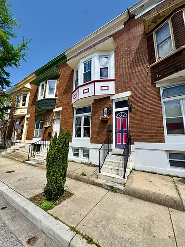 322 E Lorraine Ave Photo 1