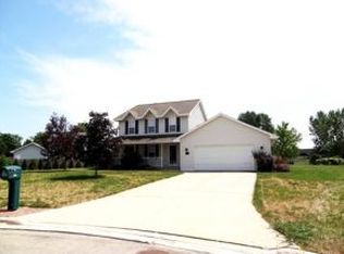 756 Simonet Ct, Green Bay, WI 54301