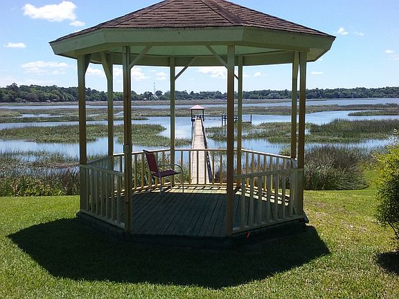 12x12 Shaded Gazebo