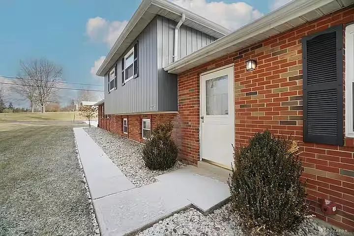9092 Wintergreen Dr — Photo 11