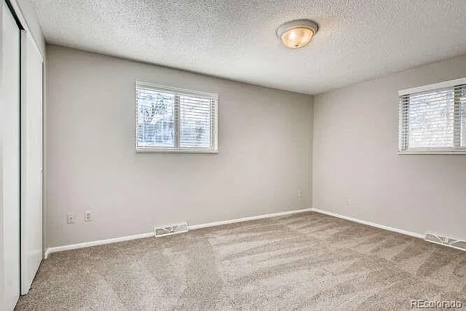 2 bed, 1.5 bath, 1400 sqft, $2,700 — Photo 4