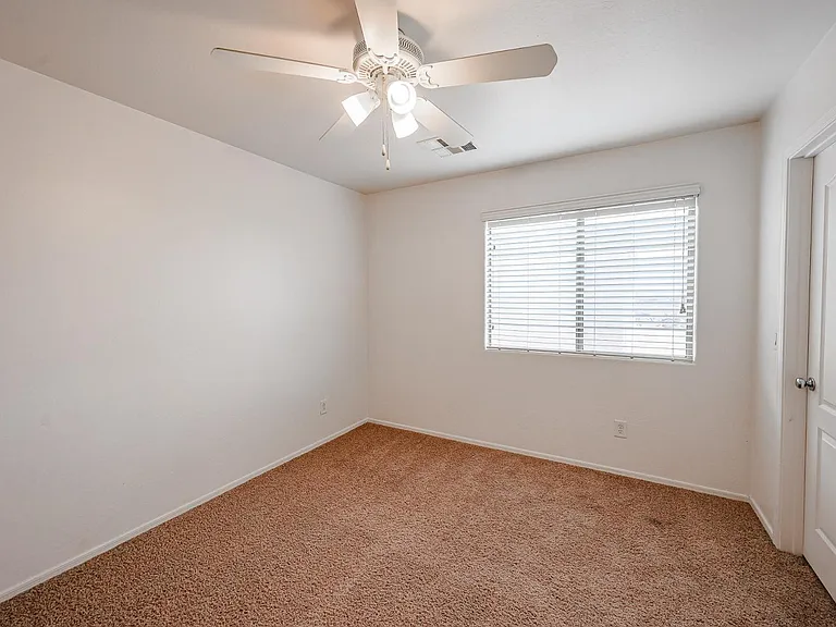 12039 W Leather Ln — Photo 25