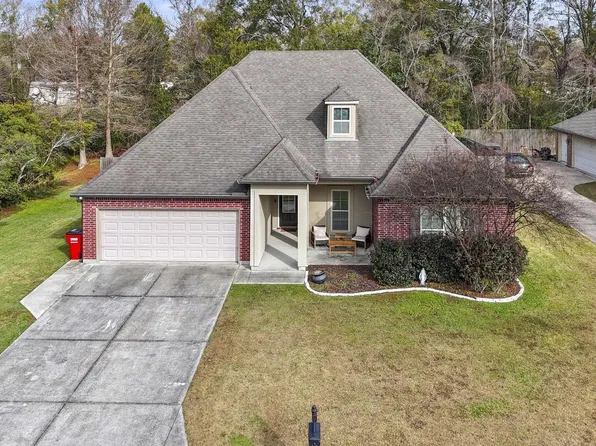 38420 Rue Chateau Ave, Gonzales, LA 70737