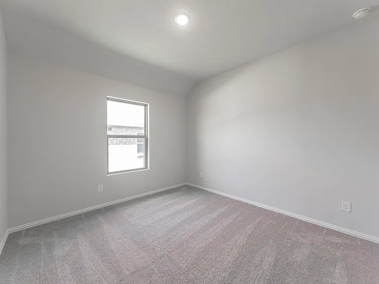 540 Brook View Dr — Photo 15
