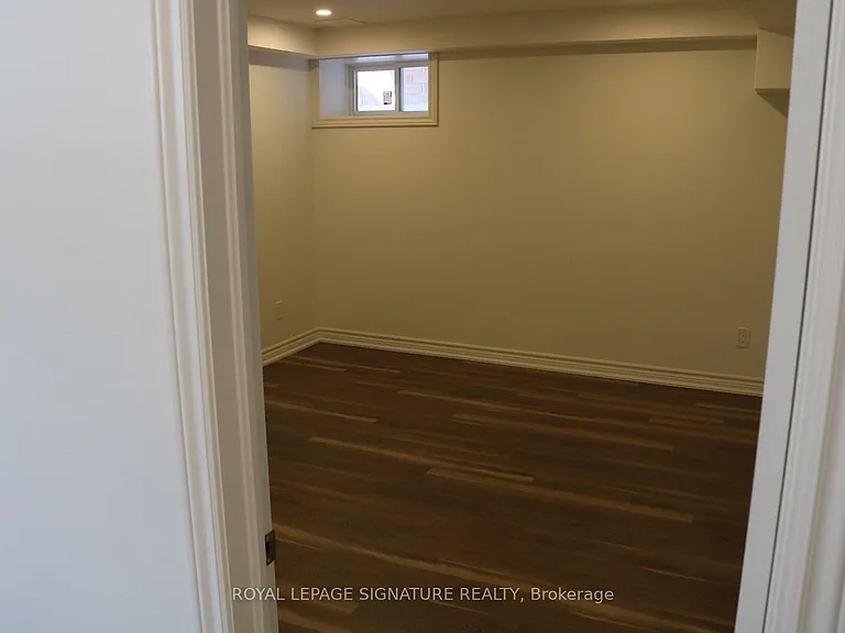 58 Bremner St #BASEMENT — Photo 9