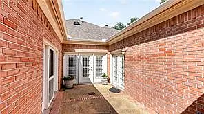 4728 Stonebriar Cir — Photo 23