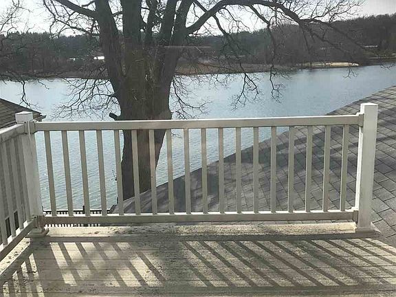 5th image of 27234 Oak Dr