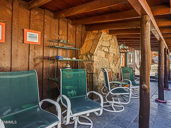 3rd image of 162 Roswell St