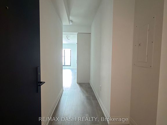 5th image of 20 Soudan Ave #3601