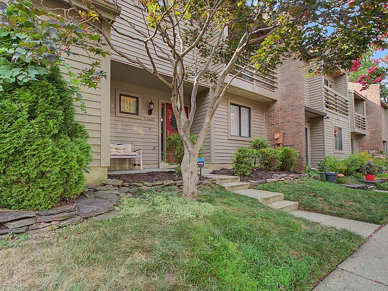 1248 Youngs Farm Rd — Photo 2