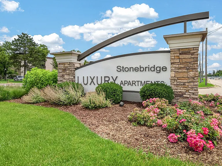 01-Stonebridge-01 Community